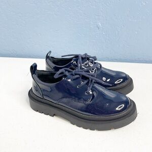 Zara kids size 12.5-13.5 girls navy patent leather lace up derby shoes age 6